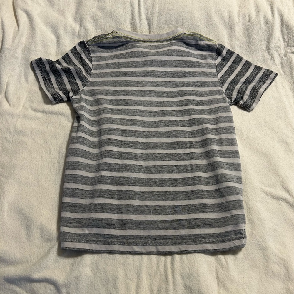 Mossimo Supply Co Gray Button‎ Down Shirt - Picture 2 of 4